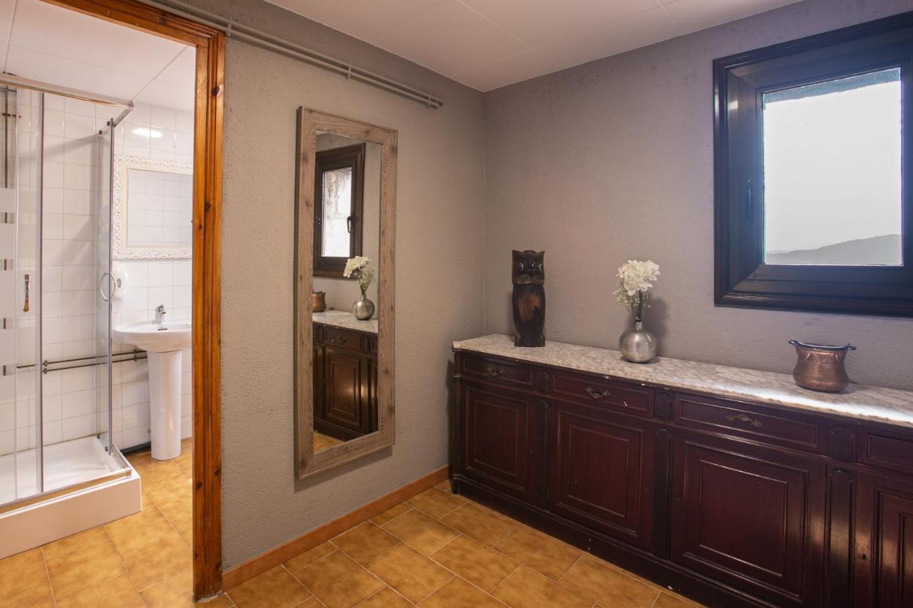 Villa Castellpalom Ripoll Esterno foto